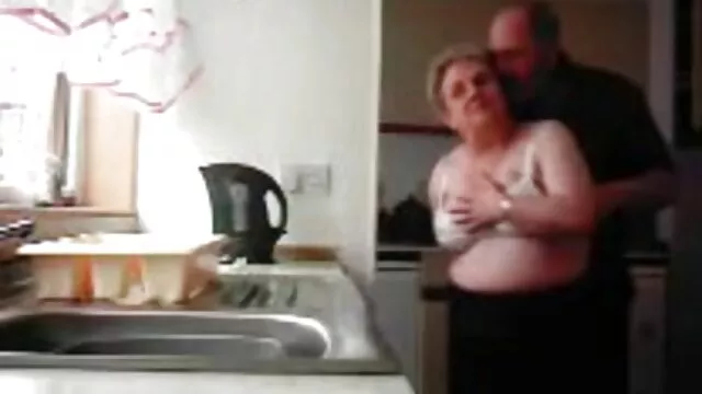 Trabajando con el pie con uñas multicolores videos porno por ano 3