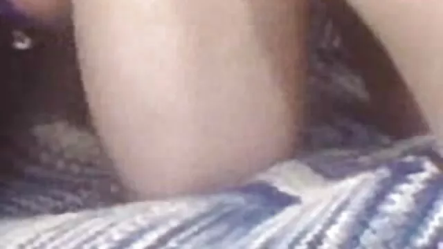 Holly consolador en ambos agujeros colegiala follada por el ano - ¡puta sucia!