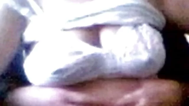 JC lucha con una porno xxx por el ano BBC