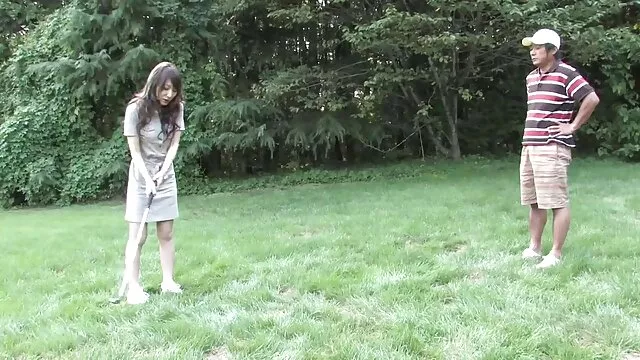 Ella lo xxx solo por el ano necesita